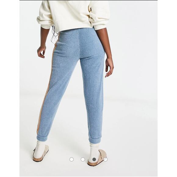 NWT Free People Blue Monday Fleece Sweatpants - Picture 3 of 16